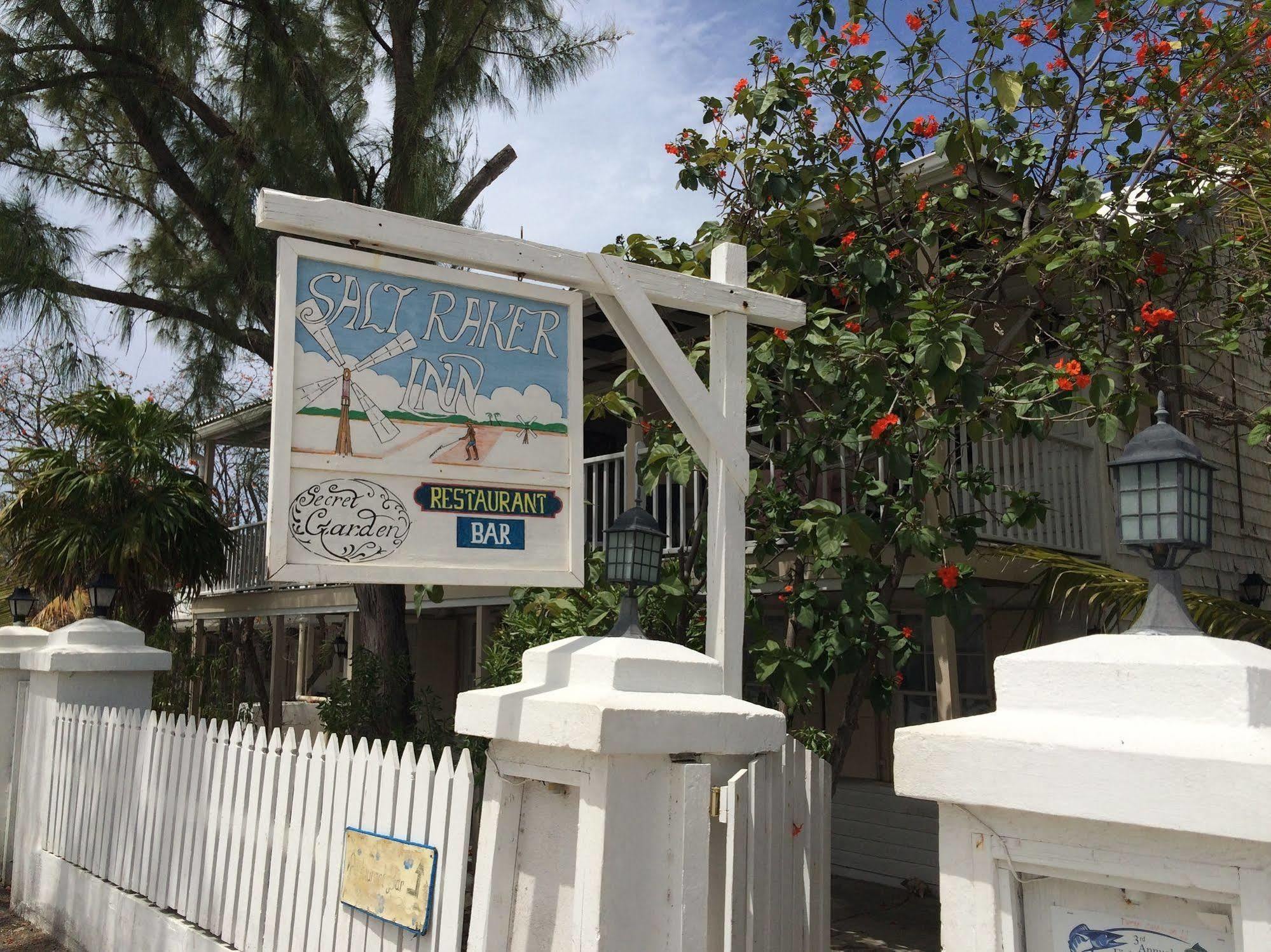 The Salt Raker Inn Cockburn Town Ngoại thất bức ảnh